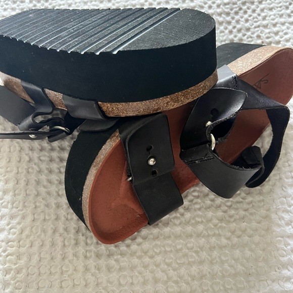 Sixtyseven platform sandals size 38 NWT - Picture 3 of 3